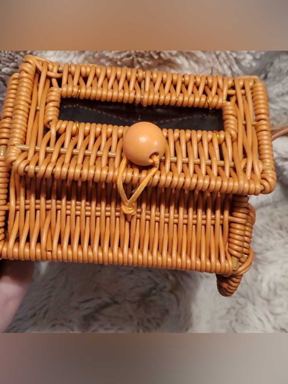 NWT Tommy Bahama Wicker Car Handbag - Picture 5 of 6